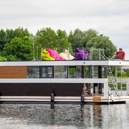 ホテル Hausbot Na Vltave Hradišťko エクステリア 写真